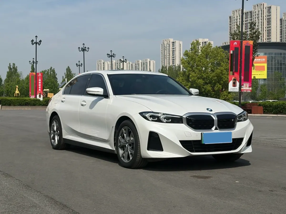 2024 BMW i3 BEV 70KWH,autocango,china used car exporter,china ev exporter,chinese used car exporter,chinese used ev exporter