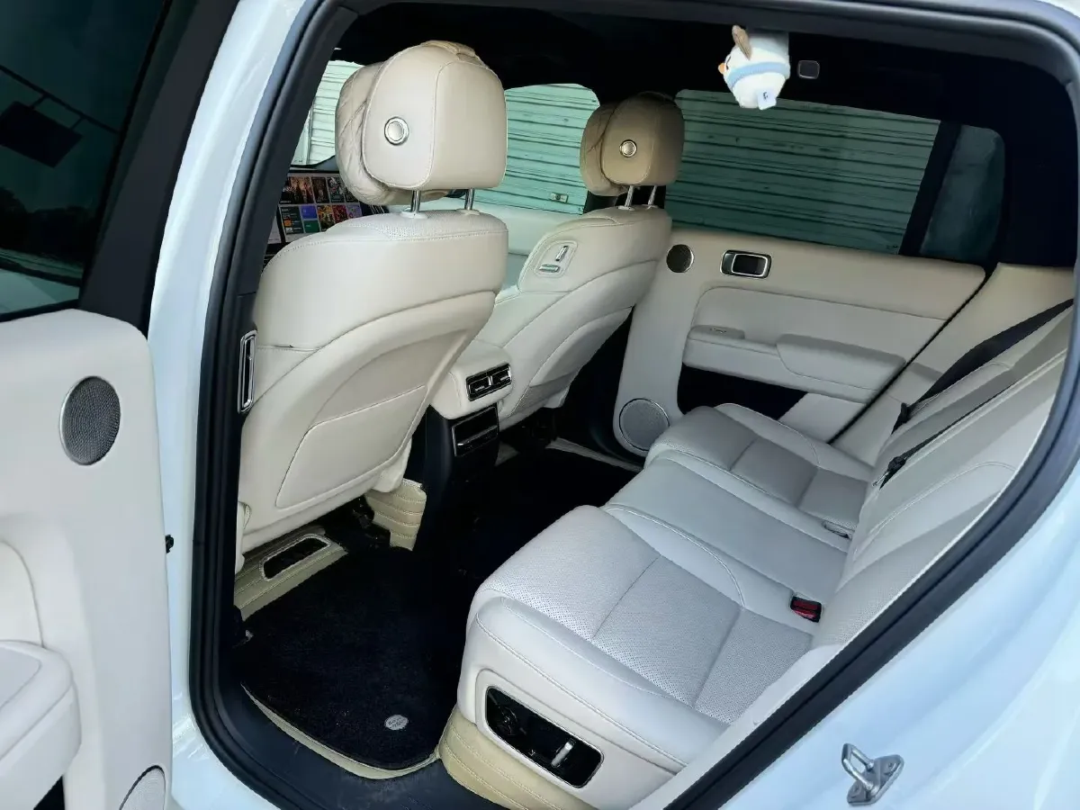 2023 Li L7 Range Extended 154HP REEV 40.9KWH,autocango,china used car exporter,china ev exporter,chinese used car exporter,chinese used ev exporter