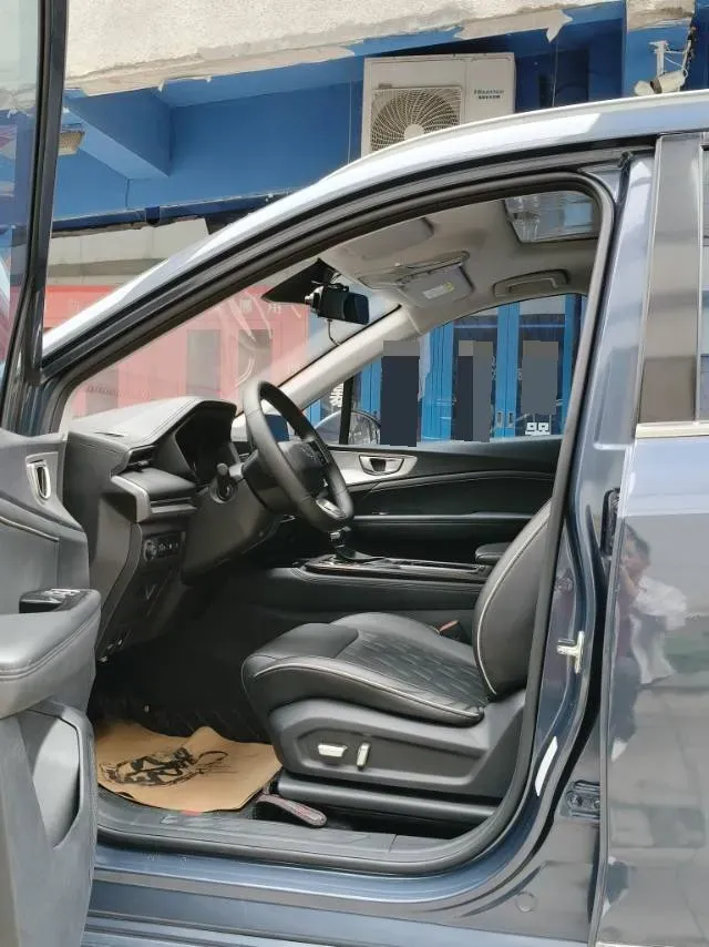 2022 Venucia T60 1.6L 126HP L4 CVT,autocango,china used car exporter,china ev exporter,chinese used car exporter,chinese used ev exporter