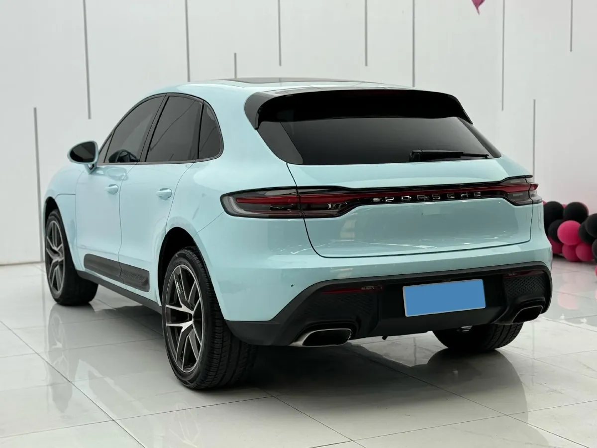 2022 Porsche Macan 2.0T 265HP L4 7DCT,autocango,china used car exporter,china ev exporter,chinese used car exporter,chinese used ev exporter