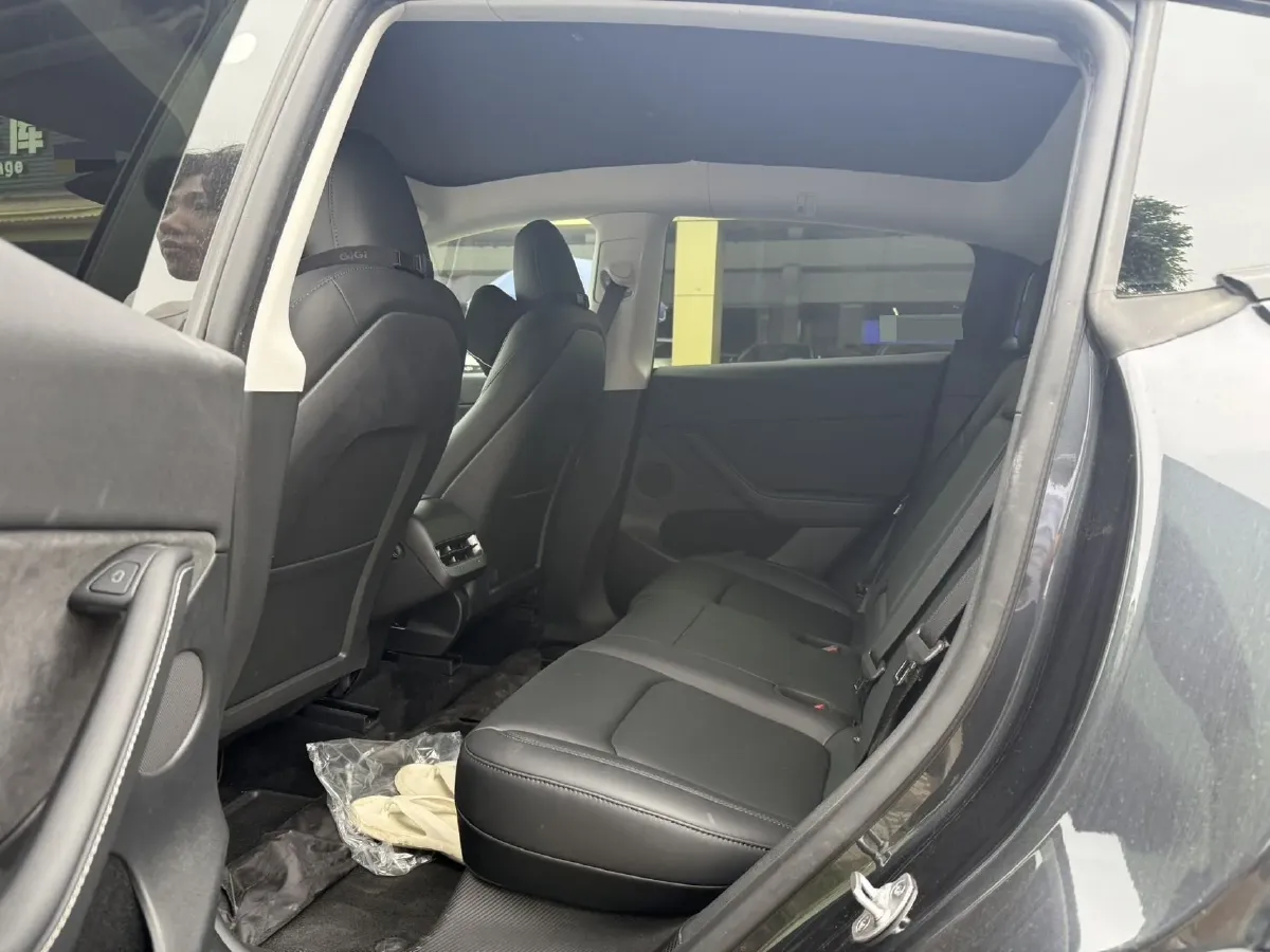 2024 Iveco OuSheng BEV 77.28KWH,autocango,china used car exporter,china ev exporter,chinese used car exporter,chinese used ev exporter