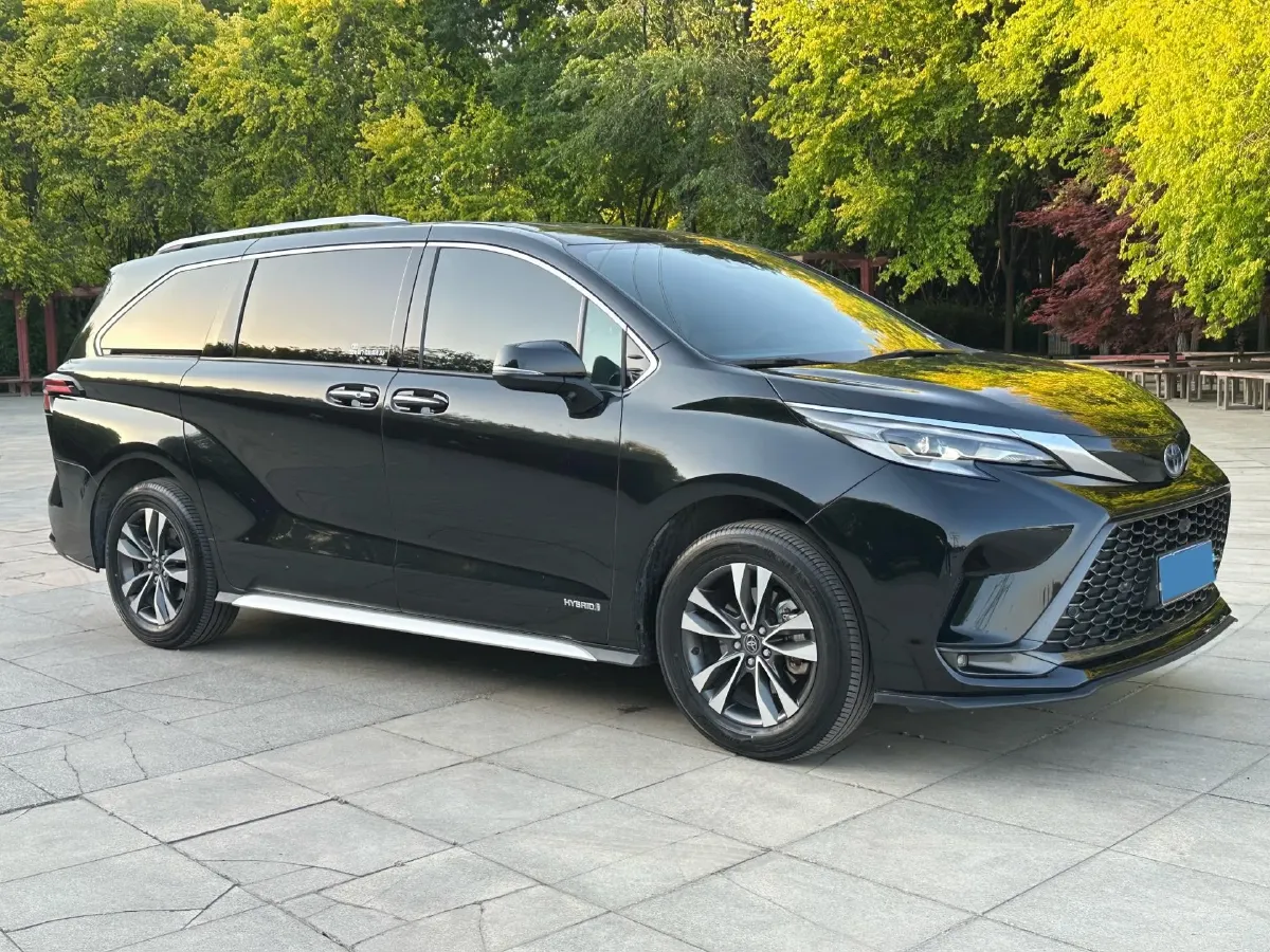 2024 Toyota Granvia 2.5L 189HP L4 E-CVT Hybrid,autocango,china used car exporter,china ev exporter,chinese used car exporter,chinese used ev exporter