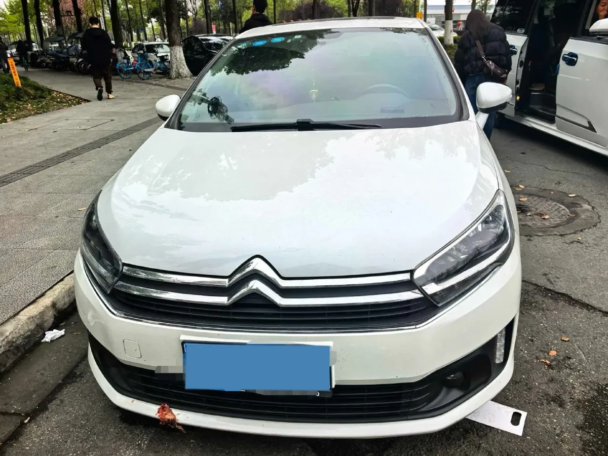 2018 Citroen C4 C-Quatre 1.6L 117HP L4 6AT,autocango,china used car exporter,china ev exporter,chinese used car exporter,chinese used ev exporter