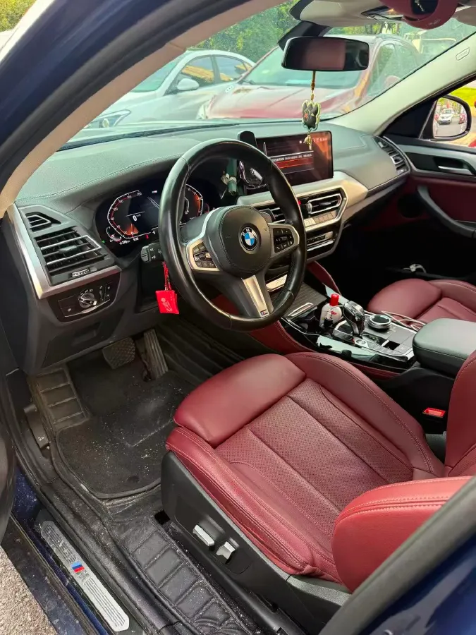 2022 BMW X4 2.0T 245HP L4 8AT,autocango,china used car exporter,china ev exporter,chinese used car exporter,chinese used ev exporter