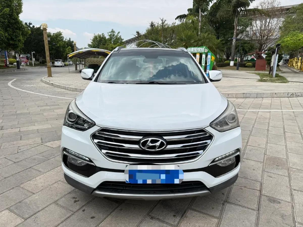 2017 Hyundai Santafe 2.0T 245HP L4 6AT,autocango,china used car exporter,china ev exporter,chinese used car exporter,chinese used ev exporter