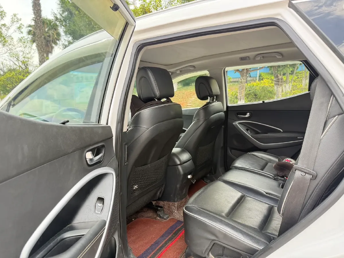 2017 Hyundai Santafe 2.0T 245HP L4 6AT,autocango,china used car exporter,china ev exporter,chinese used car exporter,chinese used ev exporter