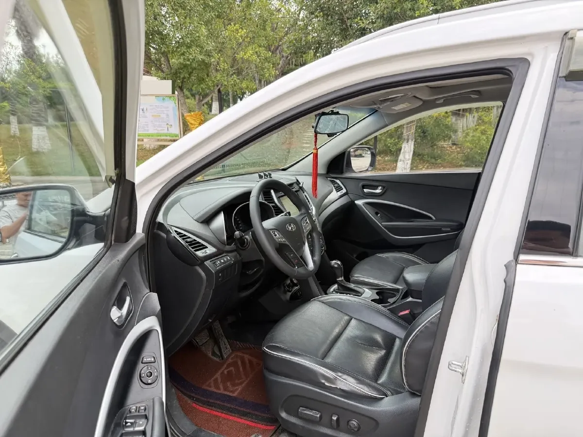 2017 Hyundai Santafe 2.0T 245HP L4 6AT,autocango,china used car exporter,china ev exporter,chinese used car exporter,chinese used ev exporter