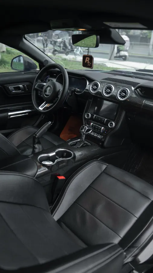 2021 Ford Mustang 2.3T 299HP L4 10AT,autocango,china used car exporter,china ev exporter,chinese used car exporter,chinese used ev exporter