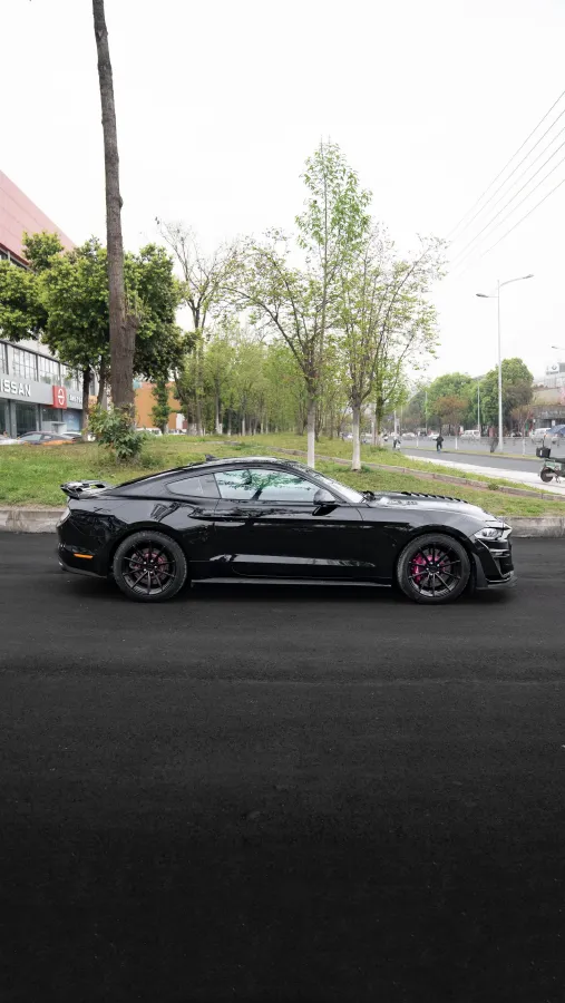 2021 Ford Mustang 2.3T 299HP L4 10AT,autocango,china used car exporter,china ev exporter,chinese used car exporter,chinese used ev exporter