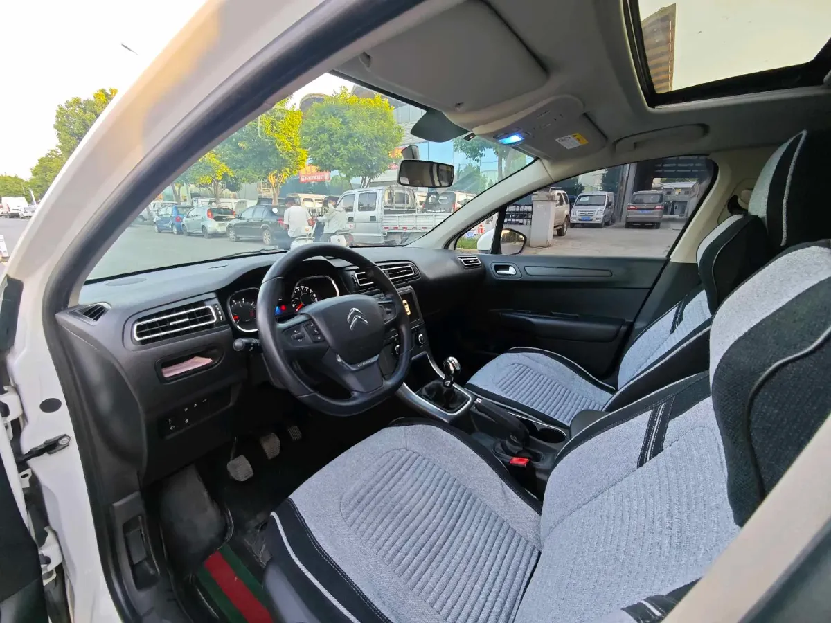 2018 Citroen C4 C-Quatre 1.6L 117HP L4 6AT,autocango,china used car exporter,china ev exporter,chinese used car exporter,chinese used ev exporter