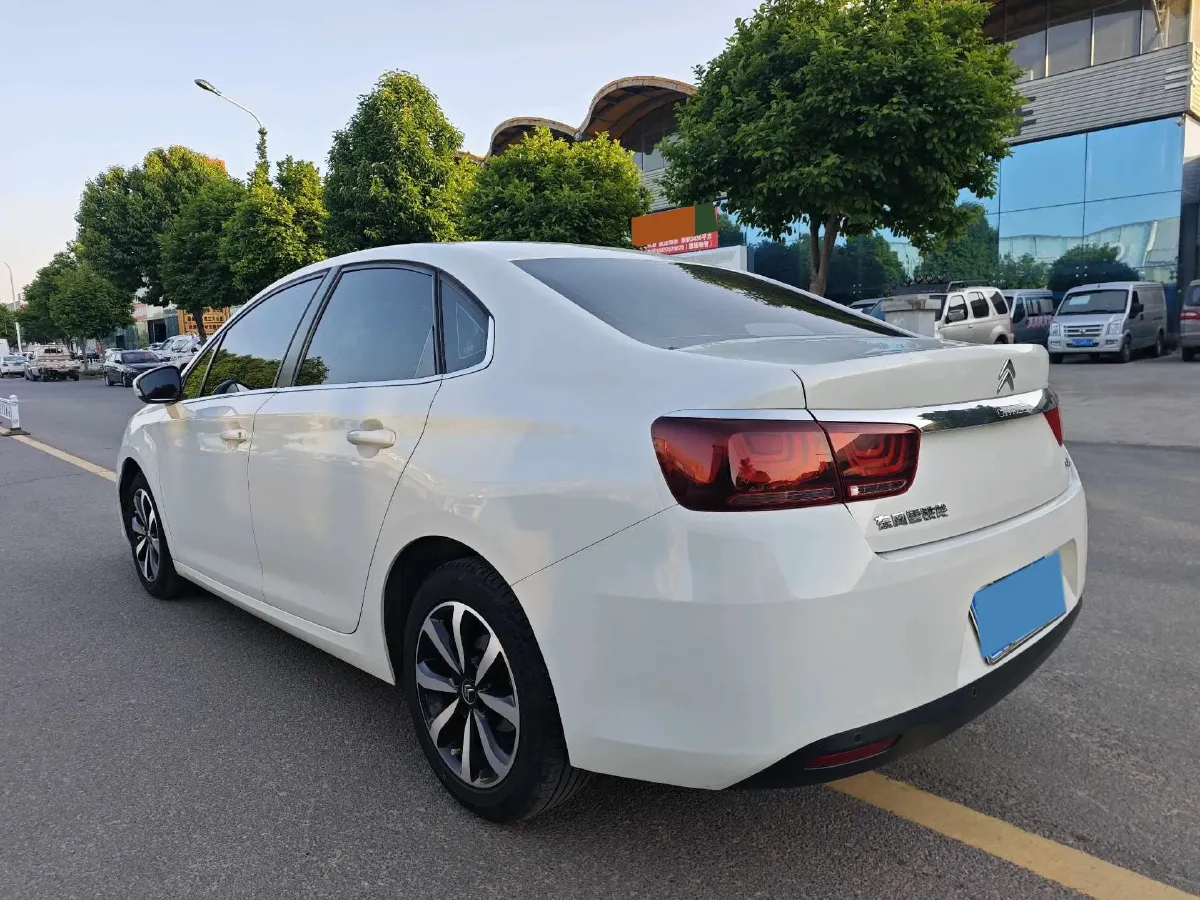 2018 Citroen C4 C-Quatre 1.6L 117HP L4 6AT,autocango,china used car exporter,china ev exporter,chinese used car exporter,chinese used ev exporter