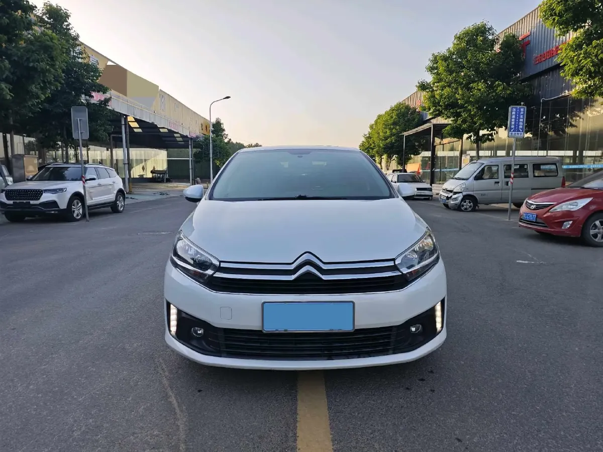 2018 Citroen C4 C-Quatre 1.6L 117HP L4 6AT,autocango,china used car exporter,china ev exporter,chinese used car exporter,chinese used ev exporter