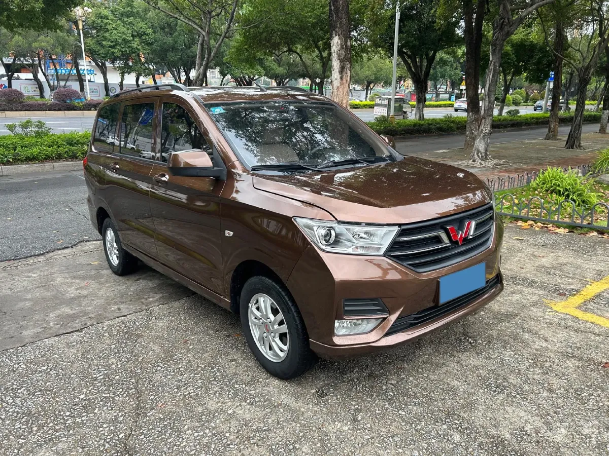 2021 Yema SiPaiKa 1.5L 109HP L4 5MT,autocango,china used car exporter,china ev exporter,chinese used car exporter,chinese used ev exporter