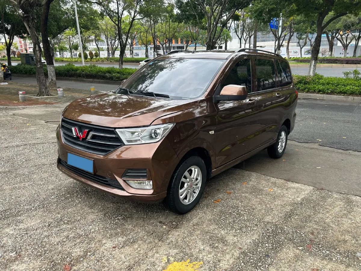 2021 Yema SiPaiKa 1.5L 109HP L4 5MT,autocango,china used car exporter,china ev exporter,chinese used car exporter,chinese used ev exporter