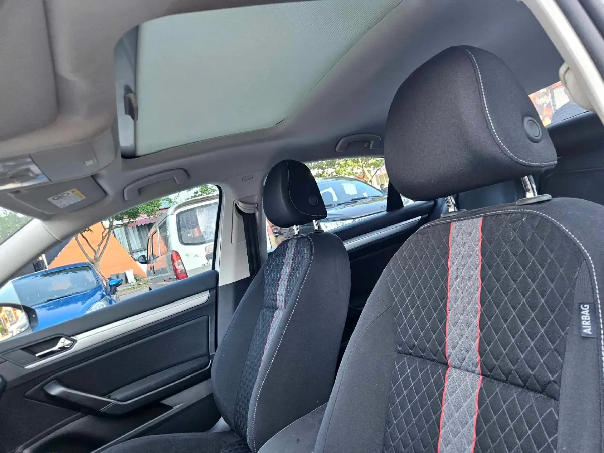 2021 DongFeng Forthing S50EV BEV 57.2KWH,autocango,china used car exporter,china ev exporter,chinese used car exporter,chinese used ev exporter