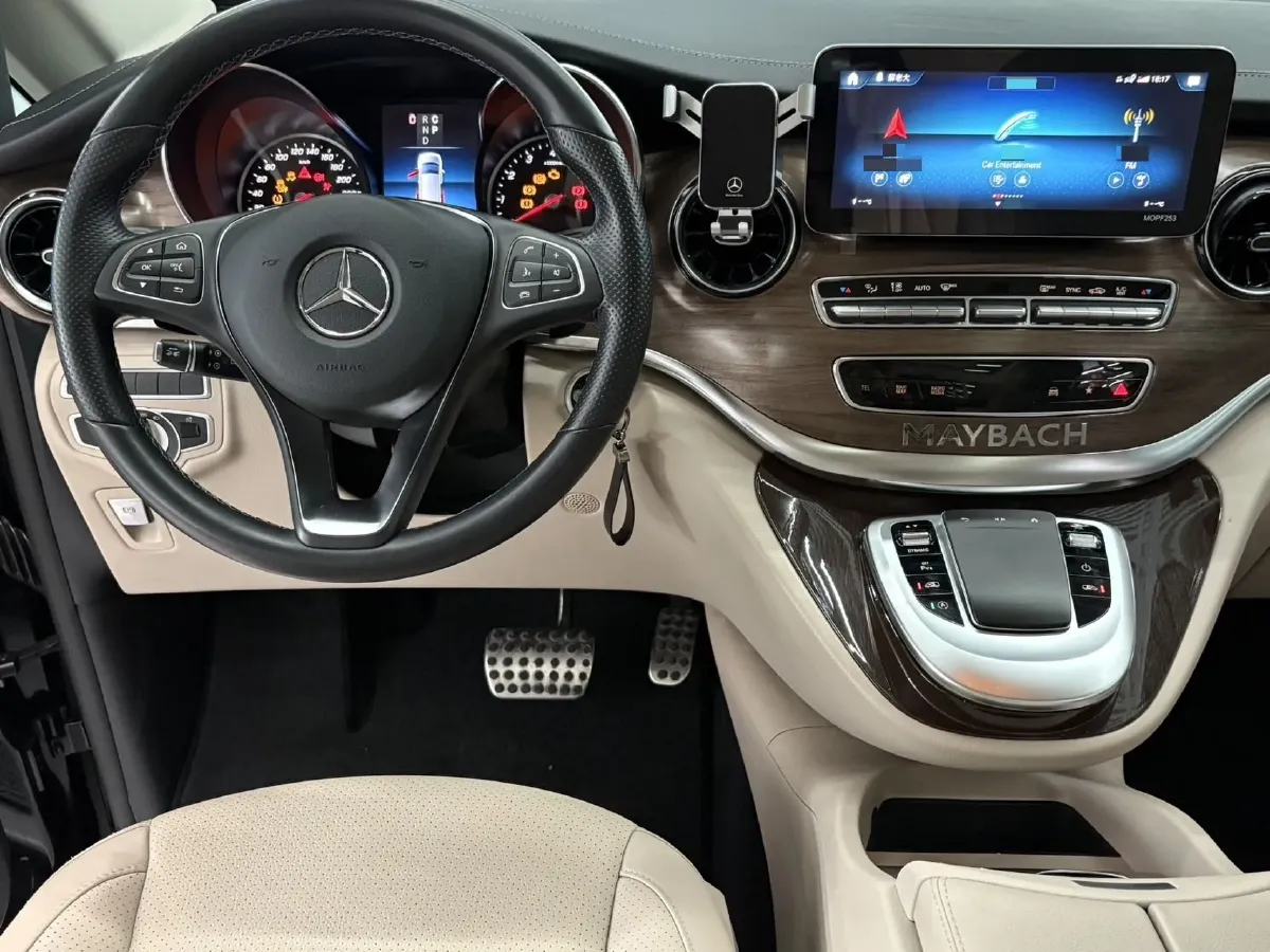 2021 Mercedes-Benz V Class 2.0T 211HP L4 9AT,autocango,china used car exporter,china ev exporter,chinese used car exporter,chinese used ev exporter
