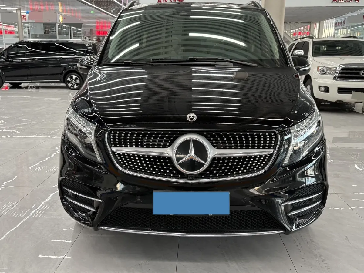 2021 Mercedes-Benz V Class 2.0T 211HP L4 9AT,autocango,china used car exporter,china ev exporter,chinese used car exporter,chinese used ev exporter