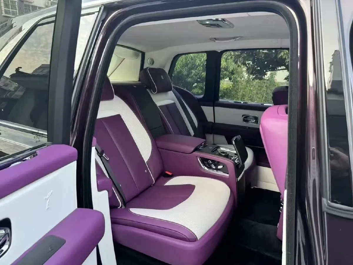 2020 Rolls-Royce Cullinan 6.7T 600HP V12 8AT,autocango,china used car exporter,china ev exporter,chinese used car exporter,chinese used ev exporter