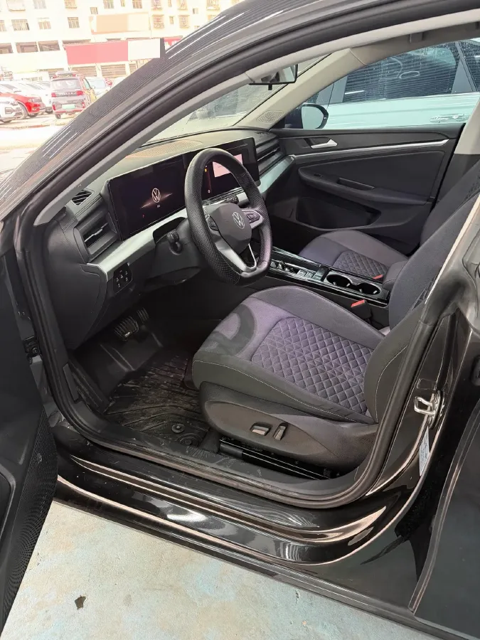 2022 Jetour DASHING i-DM 1.5T 156HP L4 3DHT PHEV 19.27KWH,autocango,china used car exporter,china ev exporter,chinese used car exporter,chinese used ev exporter