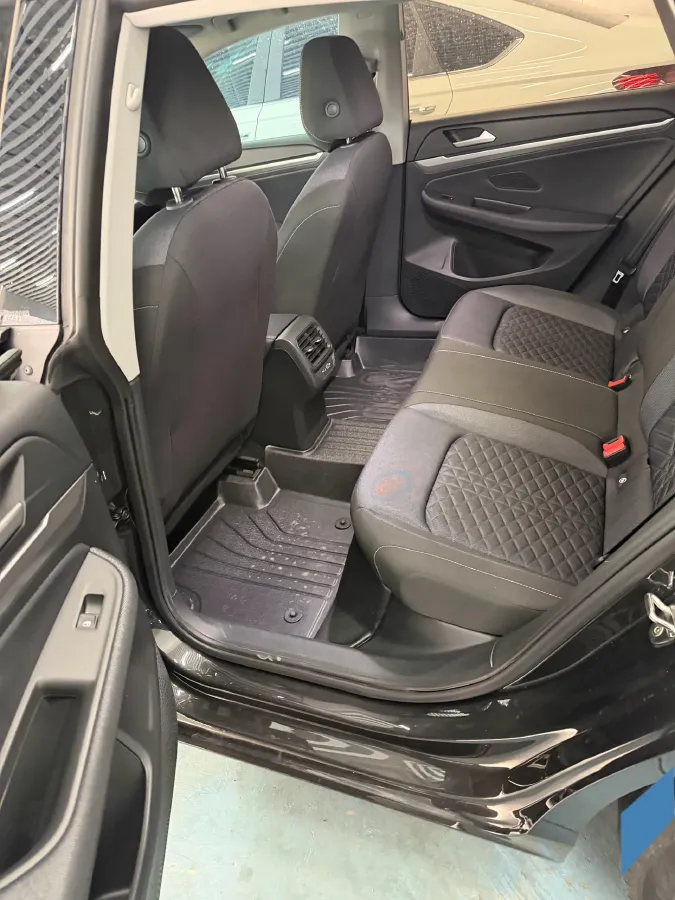 2022 Jetour DASHING i-DM 1.5T 156HP L4 3DHT PHEV 19.27KWH,autocango,china used car exporter,china ev exporter,chinese used car exporter,chinese used ev exporter