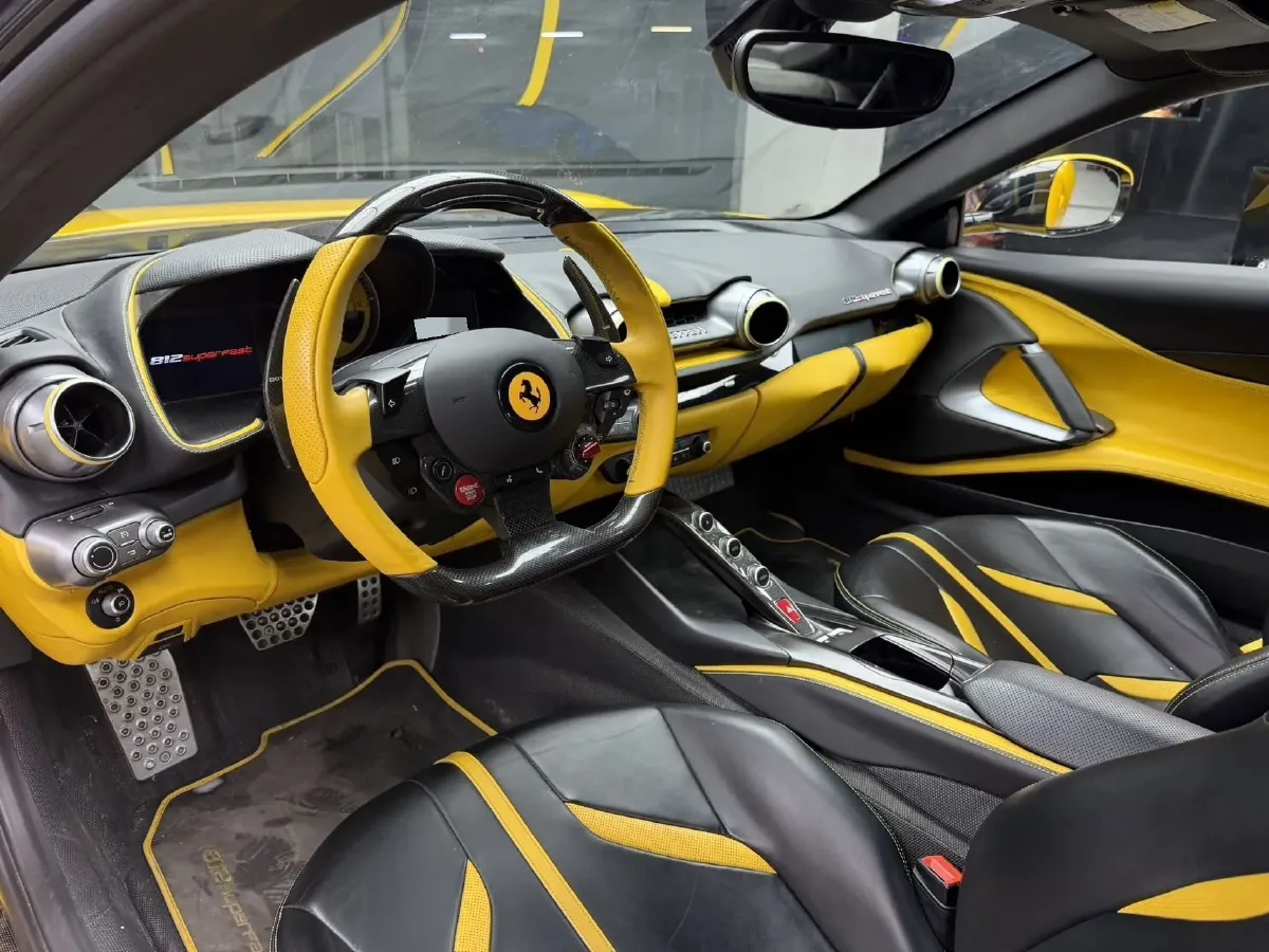 2017 Ferrari 812 6.5L 800HP V12 7DCT,autocango,china used car exporter,china ev exporter,chinese used car exporter,chinese used ev exporter