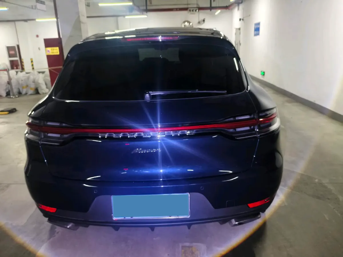 2020 Porsche Macan 2.0T 252HP L4 7DCT,autocango,china used car exporter,china ev exporter,chinese used car exporter,chinese used ev exporter
