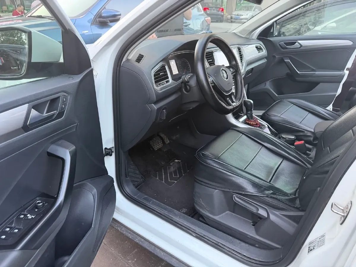 2018 Borgward BX7 2.0T 224HP L4 6AT,autocango,china used car exporter,china ev exporter,chinese used car exporter,chinese used ev exporter