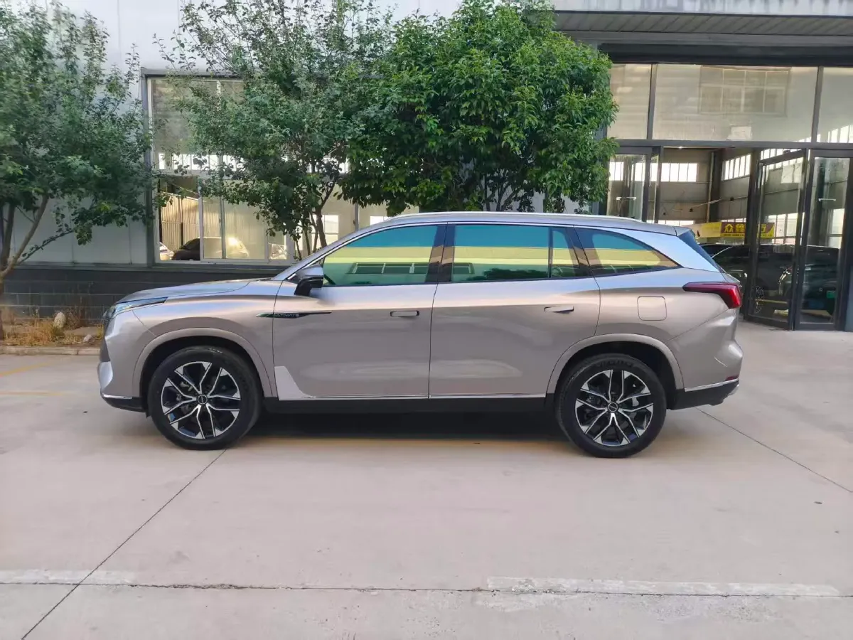 2023 Roewe RX9 2.0T 242HP L4 9AT,autocango,china used car exporter,china ev exporter,chinese used car exporter,chinese used ev exporter