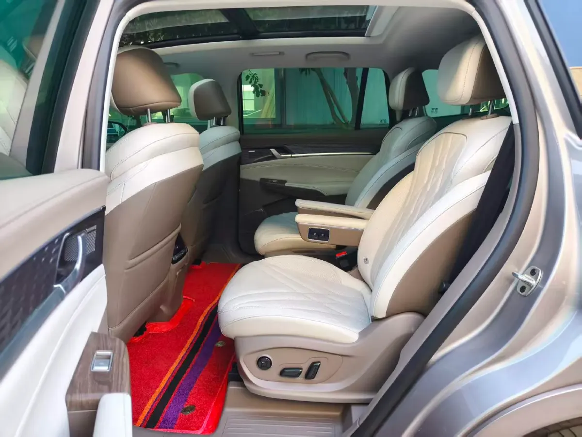 2023 Roewe RX9 2.0T 242HP L4 9AT,autocango,china used car exporter,china ev exporter,chinese used car exporter,chinese used ev exporter