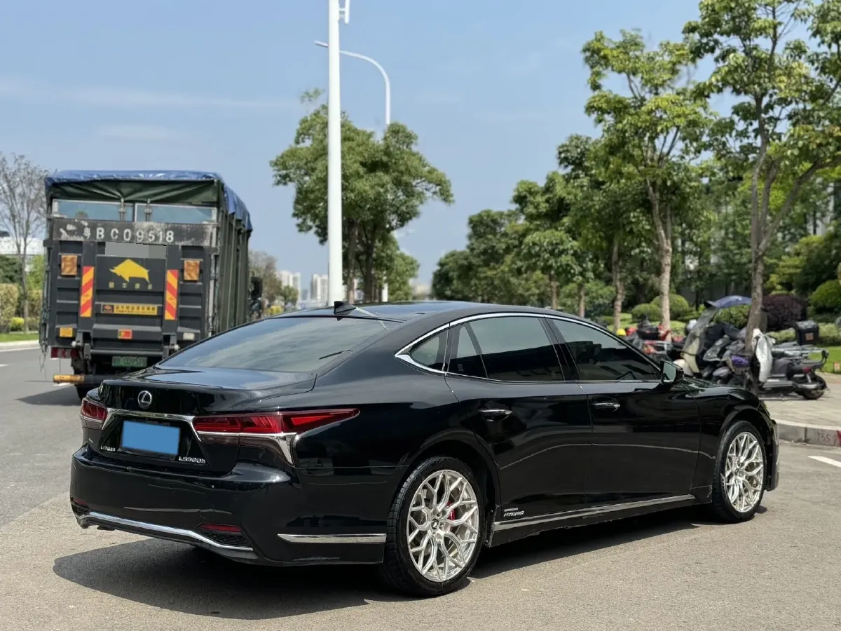 2018 Lexus LS 3.5L 316HP V6 10AT,autocango,china used car exporter,china ev exporter,chinese used car exporter,chinese used ev exporter