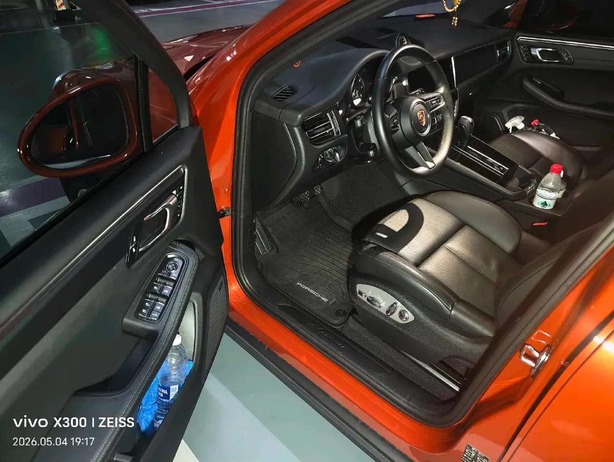 2023 Porsche Macan 2.0T 265HP L4 7DCT,autocango,china used car exporter,china ev exporter,chinese used car exporter,chinese used ev exporter