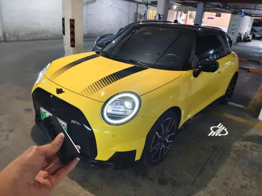 2024 MINI COOPER BEV 51.5KWH,autocango,china used car exporter,china ev exporter,chinese used car exporter,chinese used ev exporter