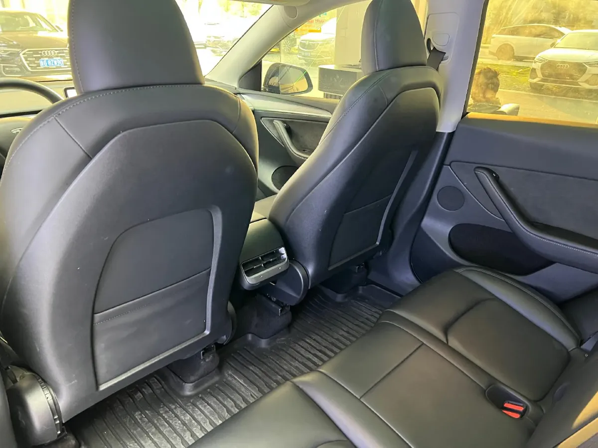 2024 Iveco OuSheng BEV 77.28KWH,autocango,china used car exporter,china ev exporter,chinese used car exporter,chinese used ev exporter