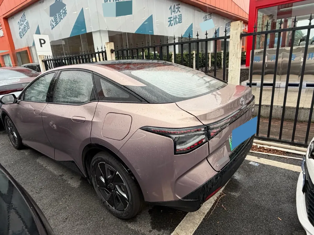 2023 Toyota bZ3 BEV 65.28KWH,autocango,china used car exporter,china ev exporter,chinese used car exporter,chinese used ev exporter