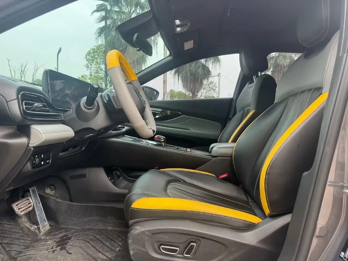 2021 GAC Trumpchi Empow 1.5T 177HP L4 7DCT,autocango,china used car exporter,china ev exporter,chinese used car exporter,chinese used ev exporter