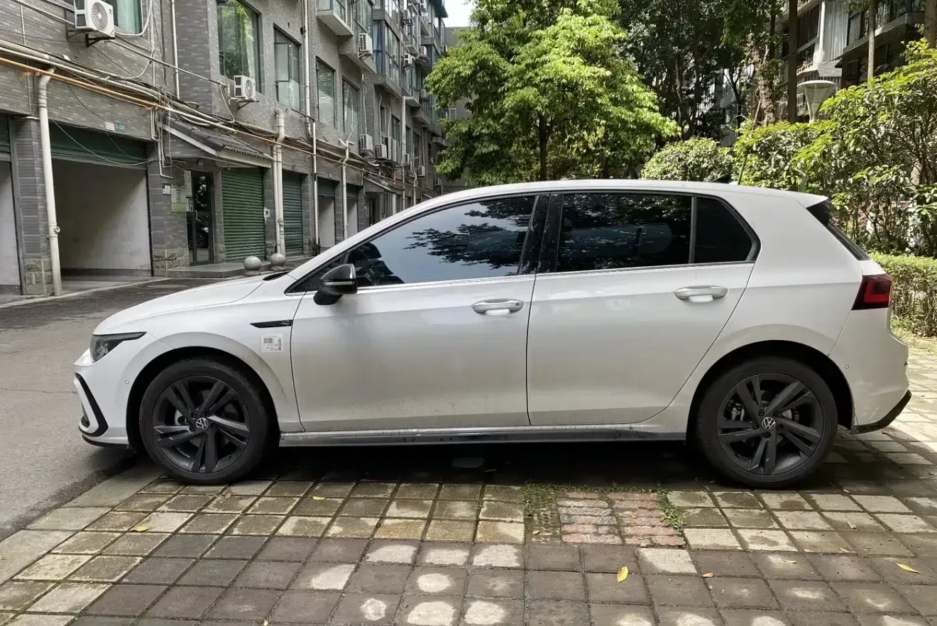 2023 Volkswagen Golf 1.4T 150HP L4 7DCT,autocango,china used car exporter,china ev exporter,chinese used car exporter,chinese used ev exporter