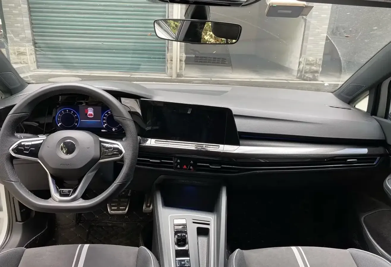 2023 Volkswagen Golf 1.4T 150HP L4 7DCT,autocango,china used car exporter,china ev exporter,chinese used car exporter,chinese used ev exporter