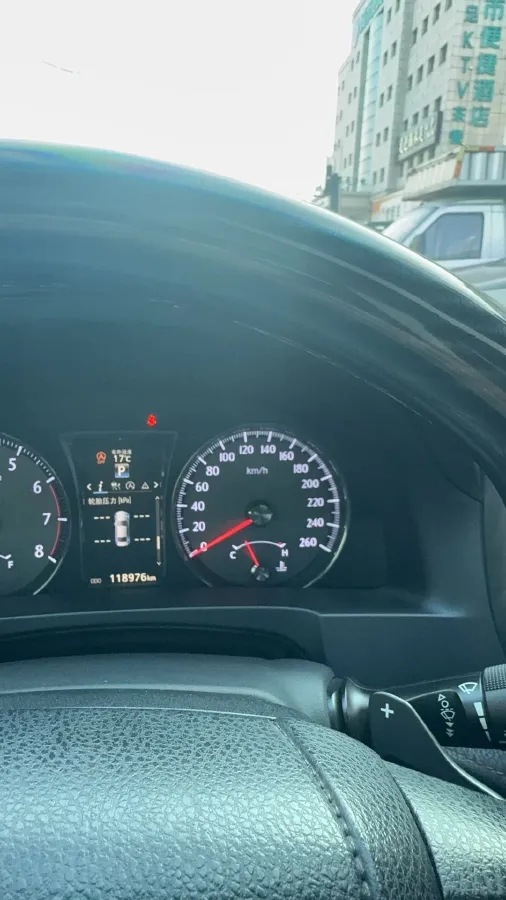2018 Infiniti Q50L 2.0T 211HP L4 7AT,autocango,china used car exporter,china ev exporter,chinese used car exporter,chinese used ev exporter
