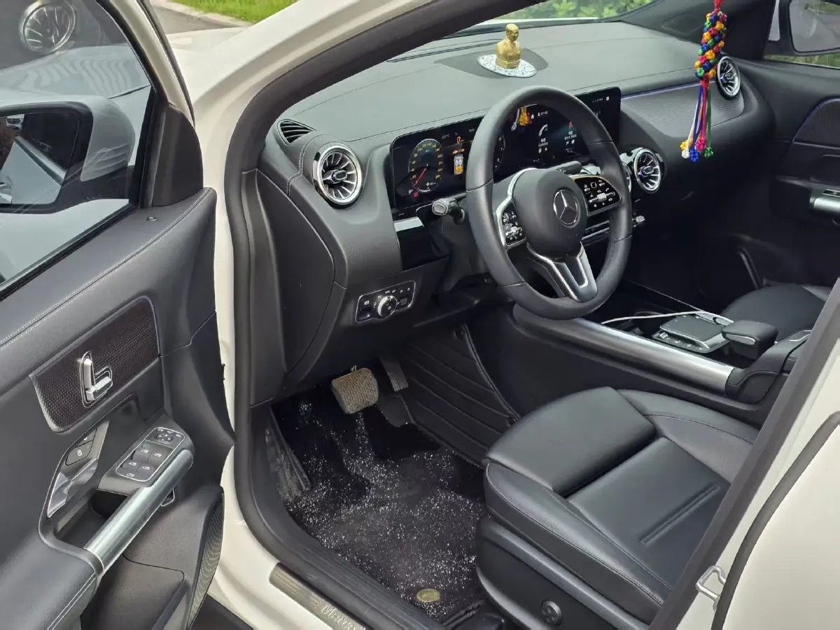 2020 Mercedes-Benz GLA Class 1.3T 163HP L4 7DCT,autocango,china used car exporter,china ev exporter,chinese used car exporter,chinese used ev exporter