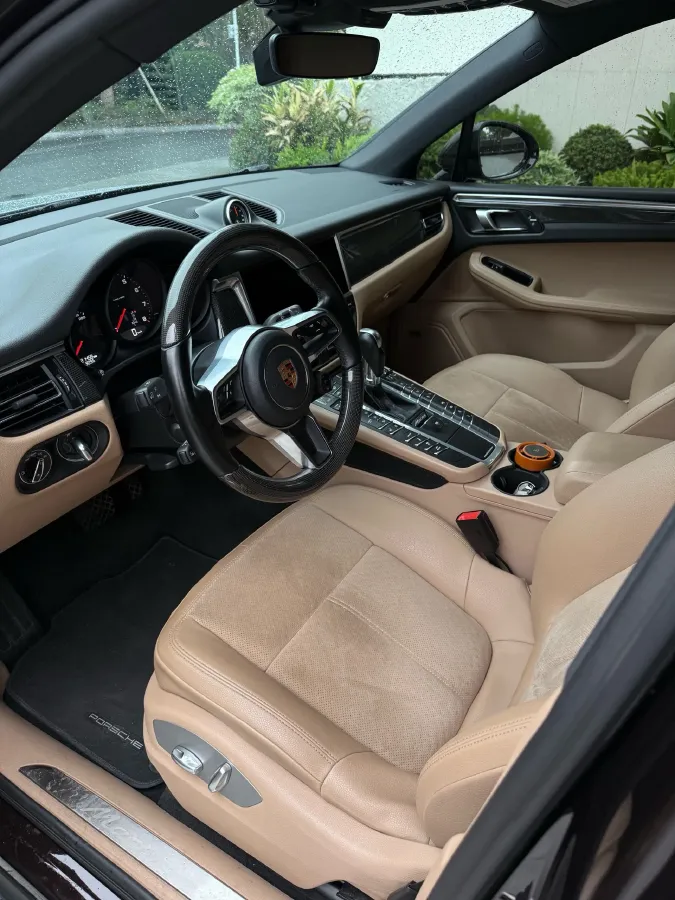 2018 Porsche Macan 2.0T 252HP L4 7DCT,autocango,china used car exporter,china ev exporter,chinese used car exporter,chinese used ev exporter
