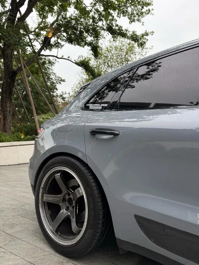 2018 Porsche Macan 2.0T 252HP L4 7DCT,autocango,china used car exporter,china ev exporter,chinese used car exporter,chinese used ev exporter