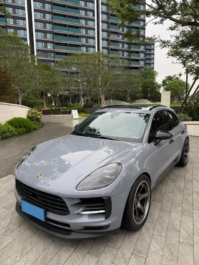 2018 Porsche Macan 2.0T 252HP L4 7DCT,autocango,china used car exporter,china ev exporter,chinese used car exporter,chinese used ev exporter