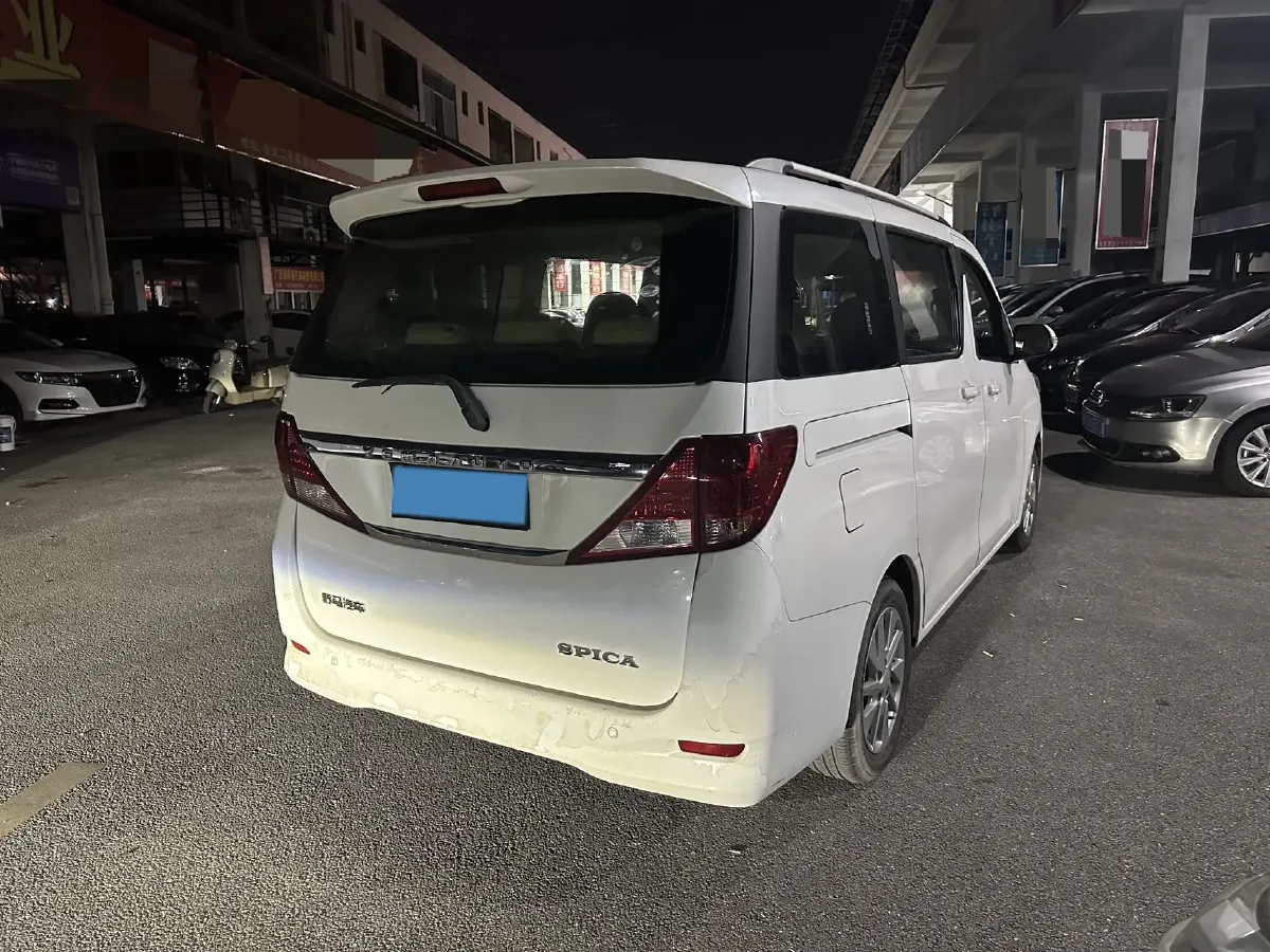 2018 Yema SiPaiKa 1.5L 112HP L4 5MT,autocango,china used car exporter,china ev exporter,chinese used car exporter,chinese used ev exporter