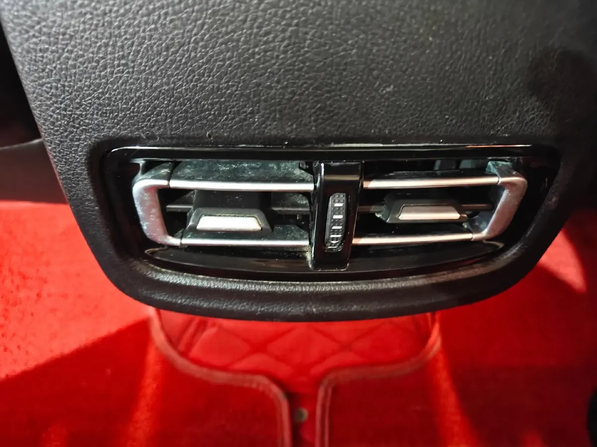 2018 SWM X7 1.5T 156HP L4 6AT,autocango,china used car exporter,china ev exporter,chinese used car exporter,chinese used ev exporter
