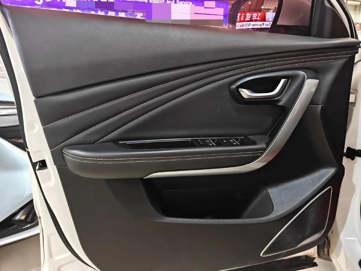 2018 SWM X7 1.5T 156HP L4 6AT,autocango,china used car exporter,china ev exporter,chinese used car exporter,chinese used ev exporter