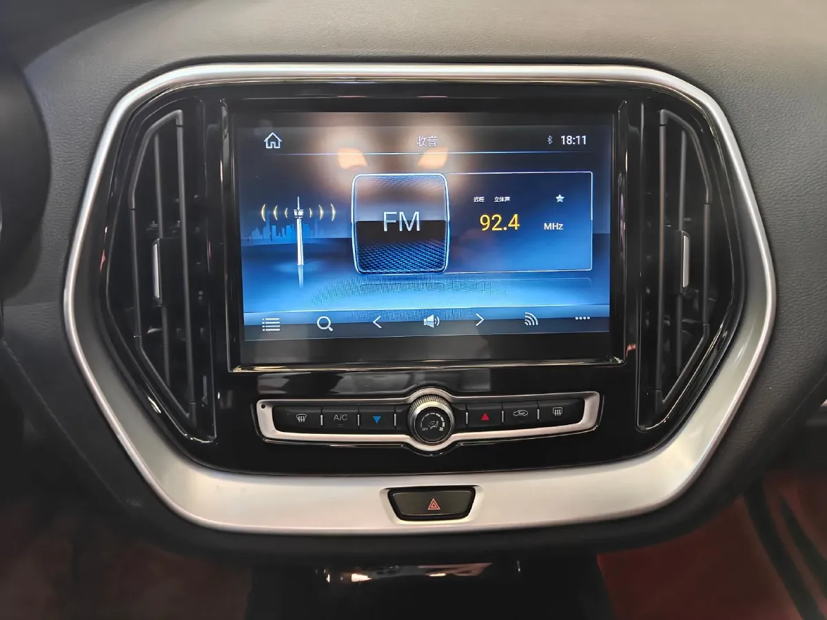 2018 SWM X7 1.5T 156HP L4 6AT,autocango,china used car exporter,china ev exporter,chinese used car exporter,chinese used ev exporter
