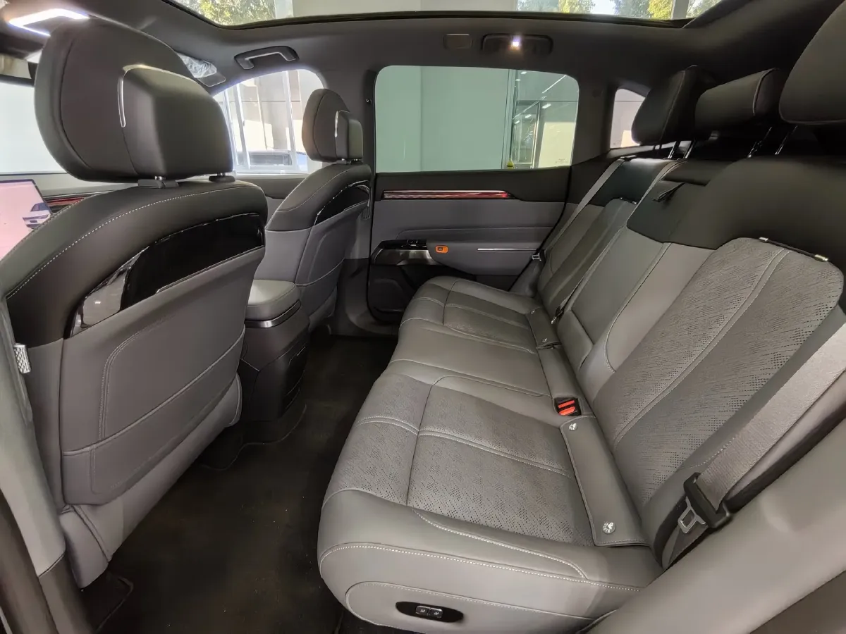2025 Zeekr 7X BEV 100KWH,autocango,china used car exporter,china ev exporter,chinese used car exporter,chinese used ev exporter