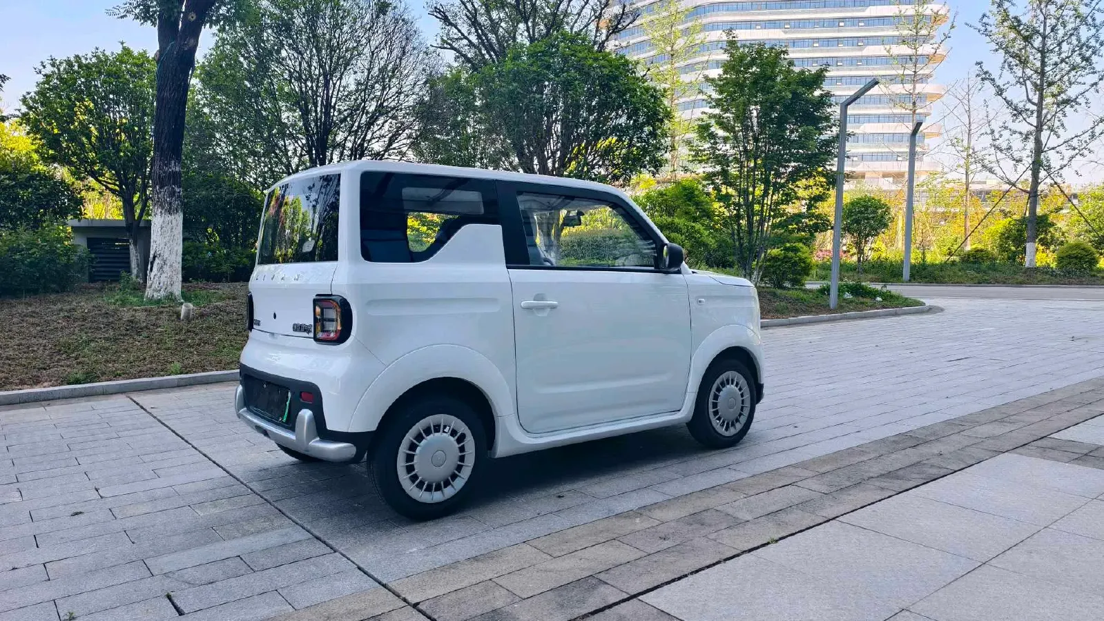 2025 Geely Lanqiqiu BEV,autocango,china used car exporter,china ev exporter,chinese used car exporter,chinese used ev exporter