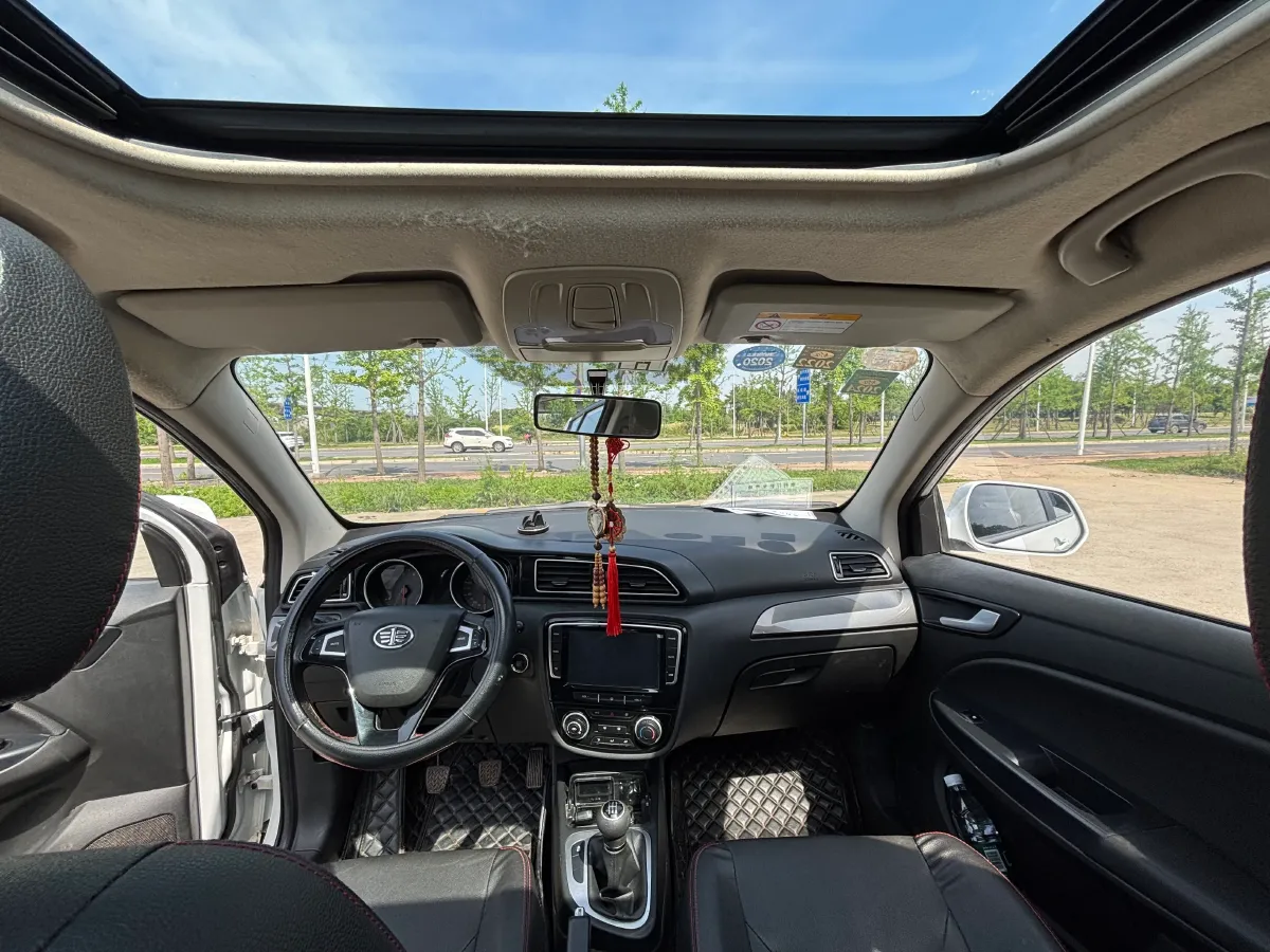 2016 FAW Jumpal D60 1.5L 102HP L4 5MT,autocango,china used car exporter,china ev exporter,chinese used car exporter,chinese used ev exporter