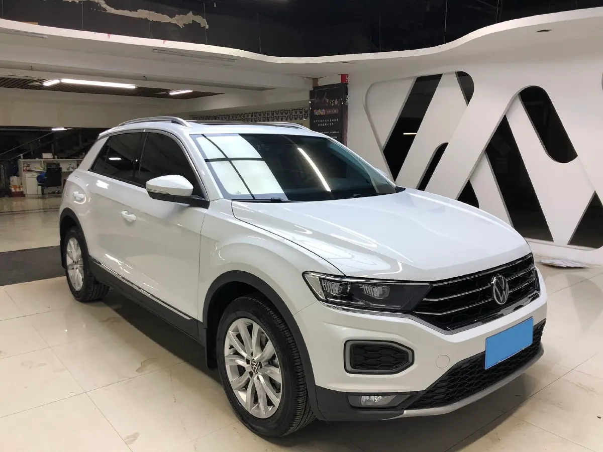 2022 Volkswagen T-Roc 1.4T 150HP L4 7DCT,autocango,china used car exporter,china ev exporter,chinese used car exporter,chinese used ev exporter